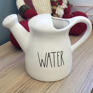 Rae dunn water can